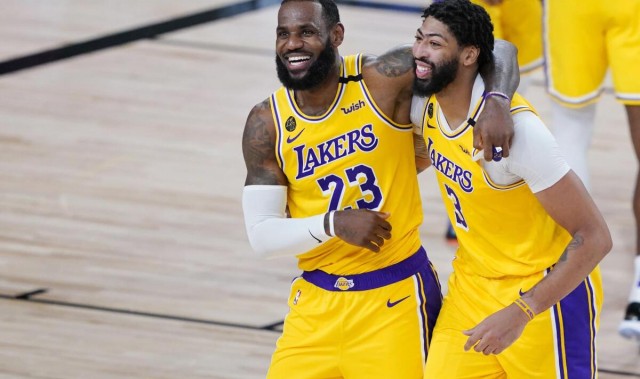 詹姆斯与浓眉同步发文暗藏深意 通往巅峰之路必经离别洗礼