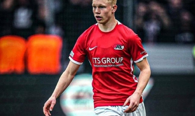 华体会hth下载-利物浦将与皇马开启竞价大战！5200万镑竞逐19岁荷兰中场神童|阿尔克马尔|中场新星|转会动态|皇家马德里|斯洛特_新浪体育_新浪新闻