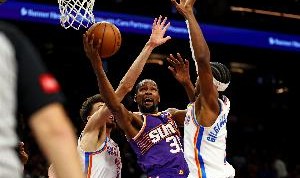 网友：见证雷霆升起冠军旗帜一定不好受吧？KD：有什么不好受的？