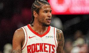 火箭第二节狂轰46分&amp;单节领先21分 太阳整个半场只有49分